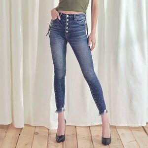 KanCan 9 (28) Fiona High Rise Button Fly Skinny Women’s Jeans Frayed Hems